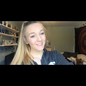 Meet your Posher, Brianna